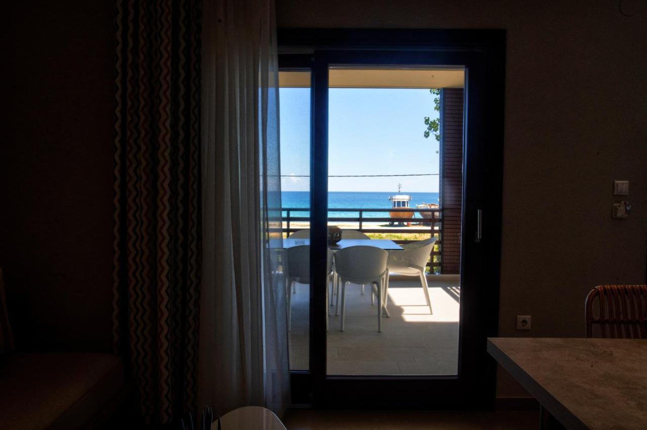 Marineiko Luxury Apartments Ierissós Luaran gambar