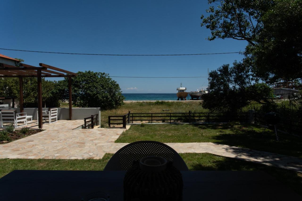 Marineiko Luxury Apartments Ierissós Luaran gambar
